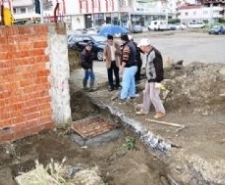 EDREMİT BELEDİYESİ’NDE DURMAK YOK