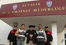 İSTANBUL’DA POLİSİ ŞEHİT EDEN FİRARİ AYVALIK'TA YAKALANDI