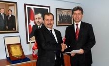 TESADÜFÜN BÖYLESİ !