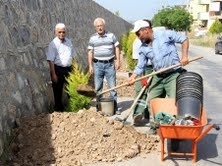 KAHVEHANELERDE SÜT İÇİLİYOR