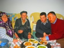 BURHANİYE’DE SAĞLIKÇILAR HER ZAMAN VATANDAŞIN YANINDA