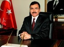 VALİ AHMET TURHAN: