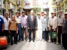 BAŞKAN AKOVA YAŞLILARI SEVİNDİRDİ