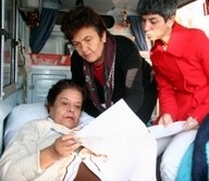 CHP’Lİ DELEGE, OYUNU AMBULANSTA KULLANDI