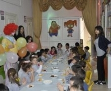 BURHANİYE DE MİNİKLER YERLİ MALI HAFTASI KUTLADI
