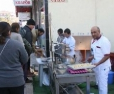 Lokmalı açılış Kadir hocadan