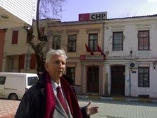 EDREMİT CHP’DE GÖREVLİ KRİZİ