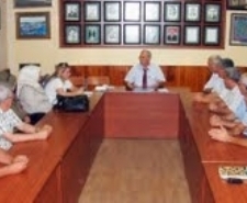 AK PARTİ İLÇE YÖNETİMİ BAŞKAN AKOVA’YI ZİYARET ETTİ