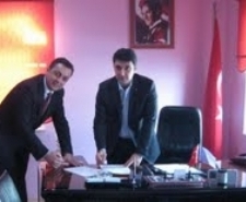 DÜKKANA ŞENLİK KREDİSİNİN İMZALARI ATILDI