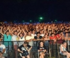 Zeytinli Rock Festivali ileri bir tarihe ertelendi