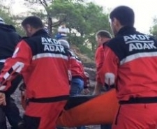 Kayıp Yaşlı Adam Kayalıklara Sıkışmış Halde Ölü Bulundu