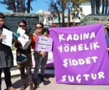 AYVALIK’TA KADINLAR ÖFKELİ