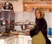 KÖYDE BAYAN KAHVECİ