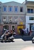 AYVALIK’TA VAKIFBANK YENİLENDİ