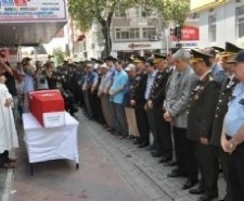EMEKLİ KORGENERAL HİLMİ AKIN ZORLU VEFAT ETTİ