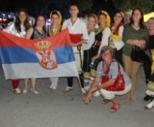 BURHANİYE’DE YABANCI KONUKLARIN GÖSTERİLERİ NE YOĞUN İLGİ