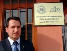 CELAL TORAMAN ANADOLU LİSESİNE BEYAZ BAYRAK