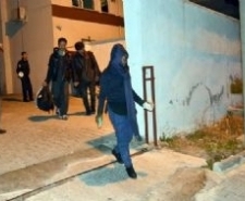 41 KAÇAK GÖÇMEN SAHİL GÜVENLİKTEN KAÇAMADI