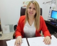 BURHANİYE’ DE HADİYE EROK DUR DURAK BİLMİYOR