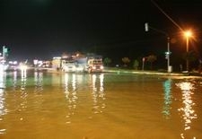 E-87 YOLU GÖLE DÖNDÜ