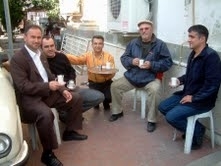 EDREMİT KAYMAKAMI TUNÇ, ZEYTİNCİNİN YANINDA