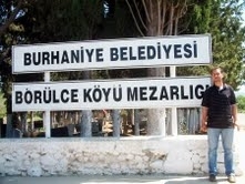SAHTE MEZARLARDAN TALAŞ ÇUVALLARI ÇIKTI