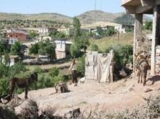 EŞEĞi İLE ÖLDÜ