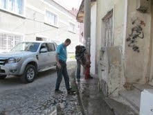 EDREMİT'TE İTFAİYE YANGIN VANALARINI KONTROLDEN GEÇİRDİ