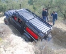 ZEYTİN TARLASINA OFF ROAD PARKURU YAPTI