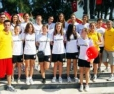 VAKIFBANK-GÜNEŞ SİGORTA BAYAN VOLEYBOL TAKIMI AYVALIK’TA KAMPTA