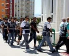 GÖZ ALTINDAKİ 35 ZANLI ADLİYEYE SEVK EDİLDİ