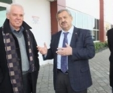 Burhaniye’ de Babayiğit Başkan Uysal’a danışman oldu