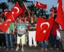 AYVALIK İP’DEN DEMOKRASİ PAKETİ TEPKİSİ