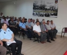 EDREMİT’TE TOPLU TAŞIMACILARA BİLGİLENDİRME