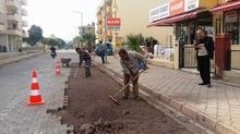 GÖMEÇ’TE ÇÖKEN YOLLARA BELEDİYE MÜDAHALESİ