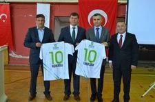 GÖMEÇ’TE MAHALLE LİGİNE İLGİ YOĞUN OLDU