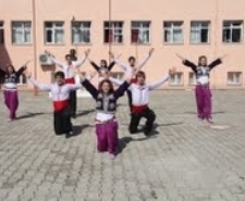 BURHANİYE’DE GENÇLİK MERKEZİ EKİBİ COŞTURUYOR