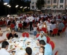 ŞEHİT YAKINLARI VE GAZİLER İFTARDA BULUŞTU