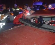 Trafik kazası: 1 ölü, 4 yaralı
