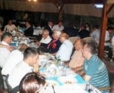 ALBAY GÜRSEL IŞIK’IN VEDA YEMEĞİ BURUK GEÇTİ