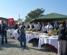 "CHP'LİLER CUMHURİYETİN 90 YILINI ŞEYTAN SOFRASINDA KUTLADI"