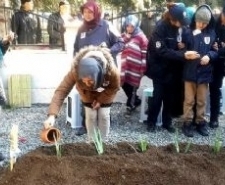 Eşinden şehit polis memuruna son görev
