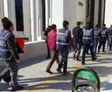 FETÖ mensubu 14 iş adamı adliyeye sevk edildi