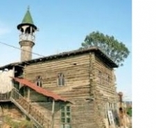 EDREMİT’TEKİ 85 YILLIK PORTATİF CAMİ ÇORUM’A GERİ GÖTÜRÜLÜYOR