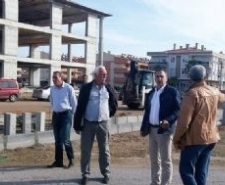 AYVALIK BELEDİYESİNDEN KAVŞAK DÜZENLEME ÇALIŞMALARI