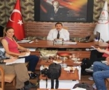 Koç “Edremit’te 5 okul hariç tüm okullar tam gün eğitime geçiyor.”
