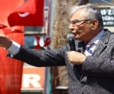 Deniz Baykal: “Referanduma gelip oy kullanmayana kız vermeyin
