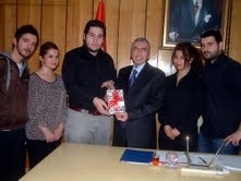 ÜNİVERSİTELİ GENÇLERE KAYMAKAM TEŞEKKÜRÜ