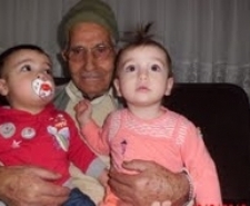 BURHANİYELİ HALİL DEDE’NİN İKİZ TORUN MUTLULUĞU