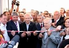 EGE’NİN EN MODERN BELEDİYE BİNASINI KEMAL KILIÇDAROĞLU AÇTI